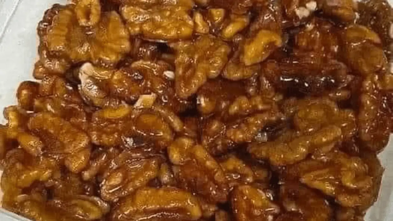 5-Minute Caramel Walnuts Recipe
